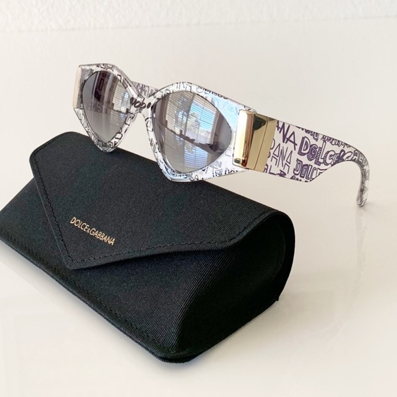 Dolce & Gabbana Sunglasses, New - Picture 3 of 11